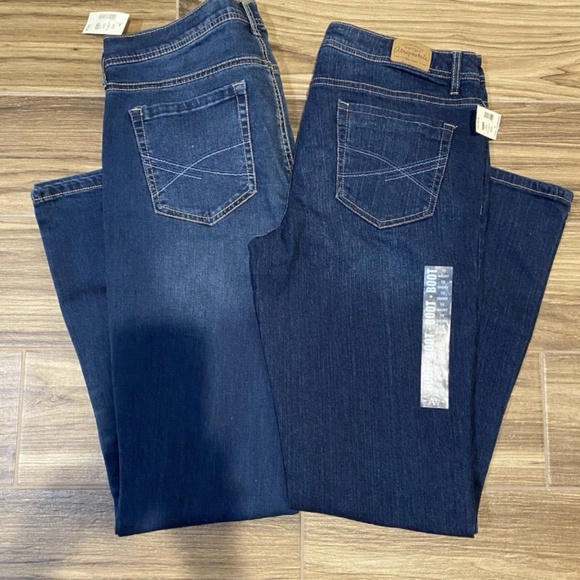 Lot of 2 NWT AEROPOSTALE CHELSEA BOOT CUT WOMENS JEANS Sz 10 Short - Picture 1 of 15